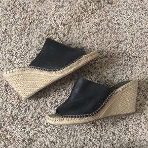 Nordstrom Rack • Enzo Angiolini Mule Wedges